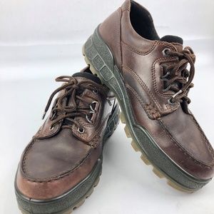 ECCO Track II Moc Low